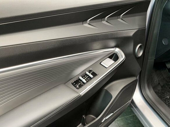 2026 Geely Cityray, серебристый, 3204990 рублей - вид 10