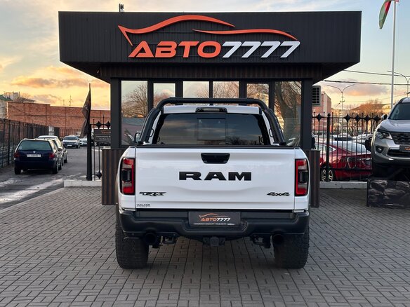 2024 Ram 1500 Crew Cab TRX V, белый, 11500000 рублей - вид 2