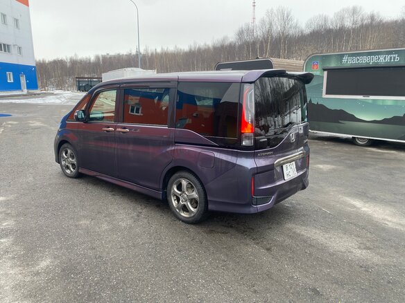 2016 Honda Stepwgn Spada V, фиолетовый, 1800000 рублей - вид 4