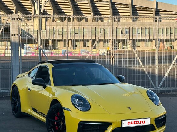 2021 Porsche 911 Carrera 4S VIII (992), жёлтый, 17000000 рублей