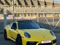 2021 Porsche 911 Carrera 4S VIII (992), жёлтый, 17000000 рублей
