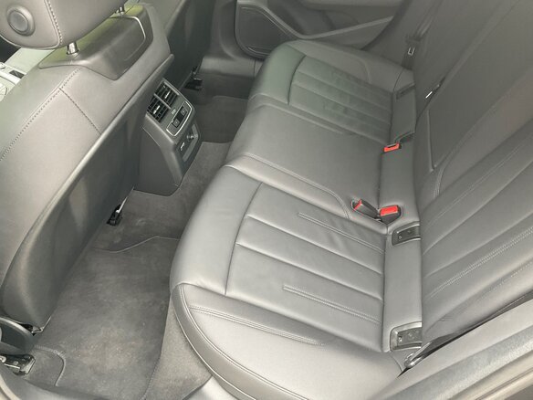 2021 Audi A4 35 TFSI V (B9) Рестайлинг, серый, 3950000 рублей - вид 10