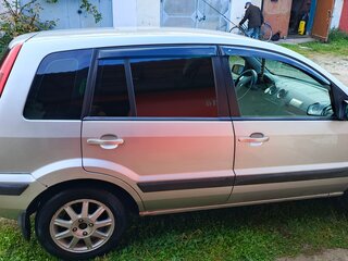 2007 Ford Fusion I Рестайлинг, серебристый, 480000 рублей, вид 4