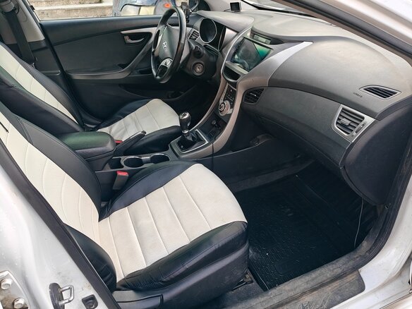 2011 Hyundai Elantra V (MD), белый, 680000 рублей - вид 7