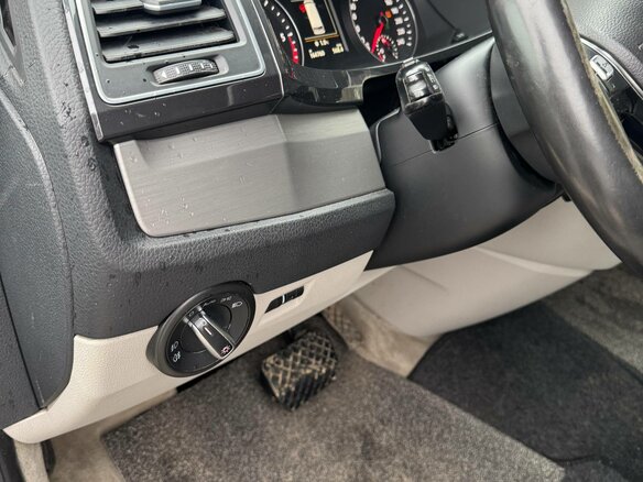 2015 Volkswagen Multivan T6, бежевый, 2850000 рублей - вид 15