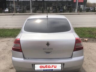 2008 Renault Megane II Рестайлинг, серебристый, 300000 рублей, вид 3