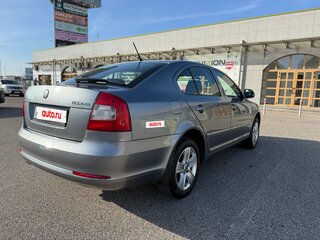 2013 Skoda Octavia II (A5) Рестайлинг, серый, 1365000 рублей, вид 5