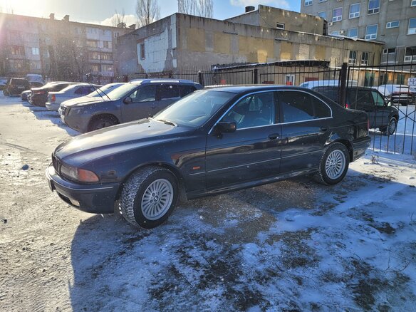 2000 BMW 5 серии 523i IV (E39), синий, 550000 рублей