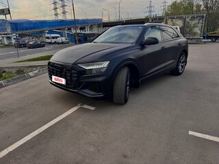 2018 Audi Q8 55 TFSI I (4M), чёрный, 5300000 рублей, вид 2