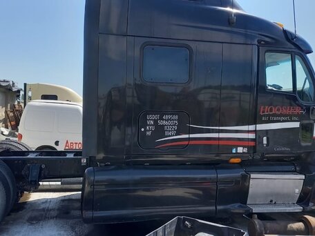 2004 Peterbilt 387, чёрный, 1600000 рублей, вид 4