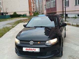 2012 Volkswagen Polo V, чёрный, 560000 рублей, вид 2