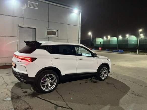 2024 Geely Coolray I Рестайлинг, белый, 2000000 рублей - вид 6