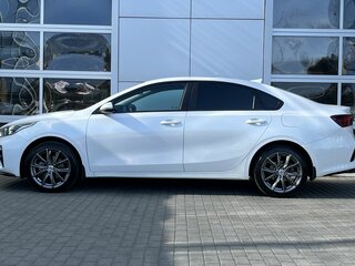 2021 Kia Cerato IV, белый, 1999000 рублей, вид 4