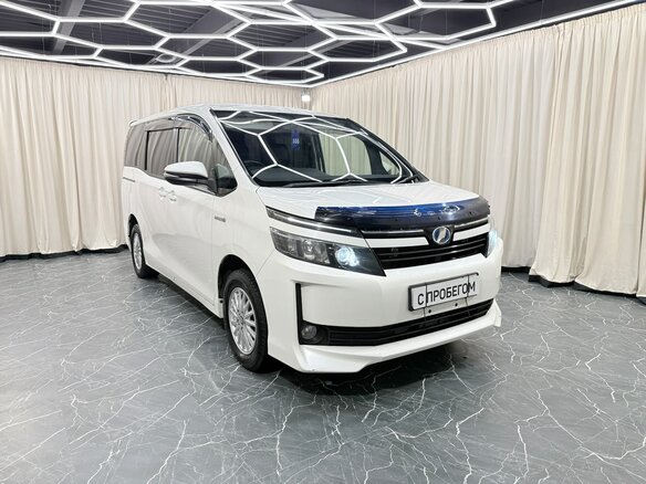 2015 Toyota Voxy III (R80), белый, 1699000 рублей - вид 8