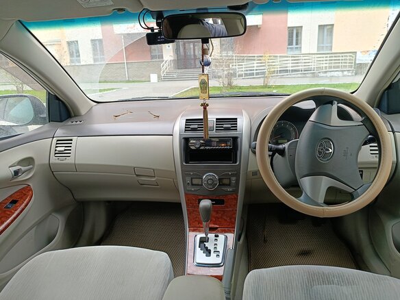 2008 Toyota Corolla Axio X (E140, E150) Рестайлинг, белый, 600000 рублей - вид 11