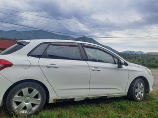 2011 Citroen C4 II, белый, 350000 рублей, вид 3