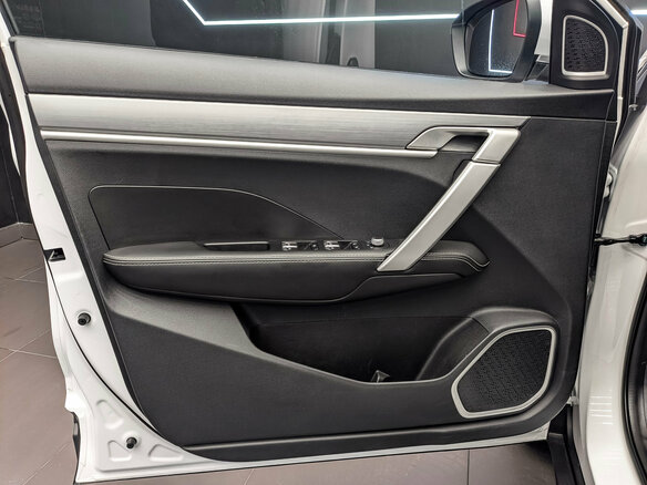 2023 Geely Coolray I, белый - вид 18