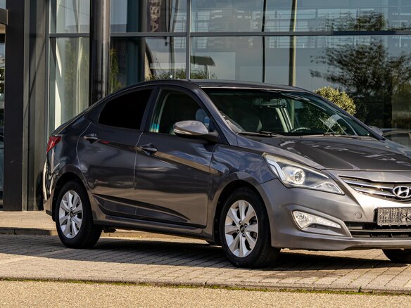 2016 Hyundai Solaris I Рестайлинг, серый, 955000 рублей - вид 6