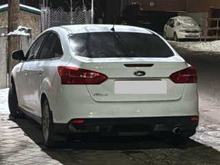 2012 Ford Focus III, белый, 800000 рублей, вид 3