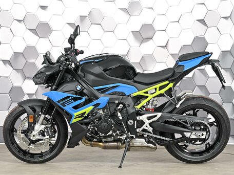2025 BMW S 1000 R, чёрный, 2049000 рублей, вид 4