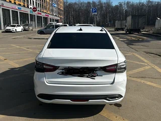 2024 Lada (ВАЗ) Vesta I Рестайлинг (NG), белый, 700000 рублей, вид 3