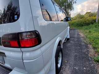 2005 Mitsubishi Delica IV, белый, 2740000 рублей, вид 5