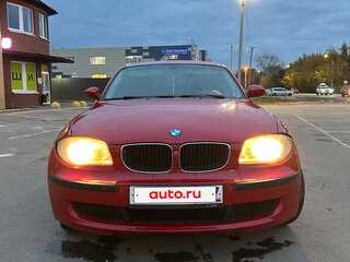 2009 BMW 1 серии 116i I (E81/E82/E87/E88) Рестайлинг, красный, 880000 рублей, вид 3