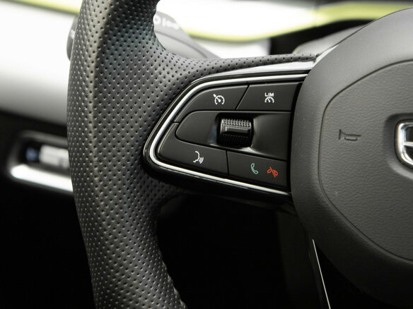 2023 Geely Coolray (Binyue Cool) I Рестайлинг, серый, 1850000 рублей - вид 11