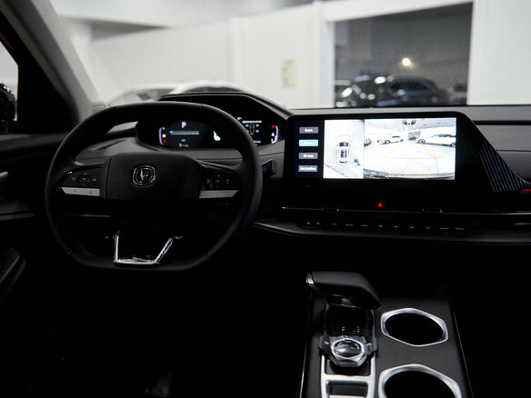 2025 Changan UNI-S I, красный, 3209900 рублей - вид 24