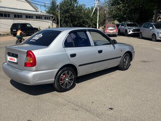 2004 Hyundai Accent ТагАЗ II, серебристый, 390000 рублей, вид 3