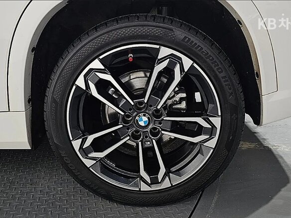 2023 BMW X1 18d sDrive III (U11/U12), белый, 3329911 рублей - вид 6