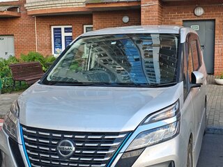 2020 Nissan Serena V (C27) Рестайлинг, серебристый, 2300000 рублей, вид 1