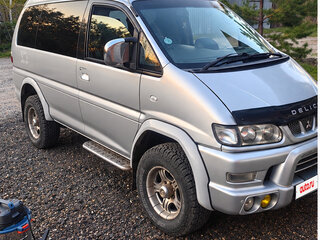 2005 Mitsubishi Delica IV, серый, 1890000 рублей, вид 2