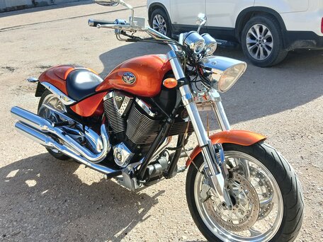 2006 Victory Hammer, оранжевый, 780000 рублей, вид 2