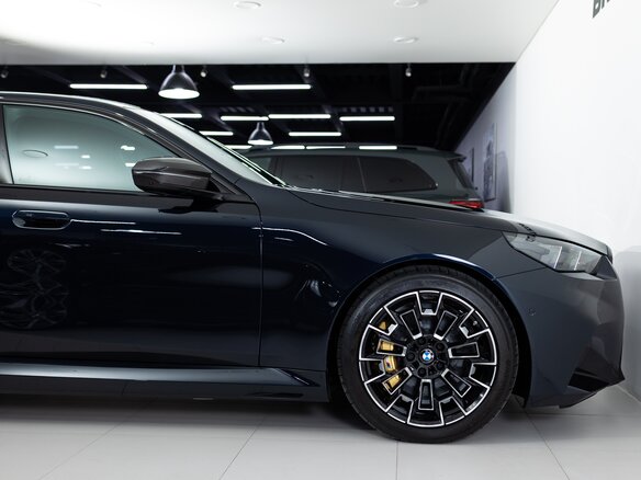 2025 BMW M5 VII (G90), синий, 21590000 рублей - вид 34