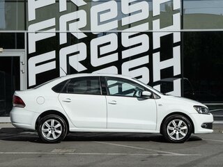 2014 Volkswagen Polo V, белый, 949000 рублей, вид 5