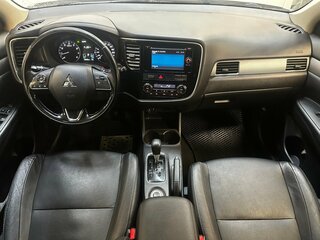 2015 Mitsubishi Outlander III Рестайлинг, серебристый, 1730000 рублей, вид 5
