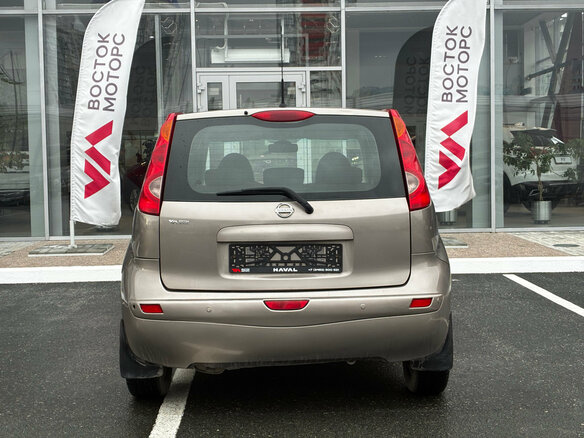 2007 Nissan Note I, коричневый, 550000 рублей - вид 6