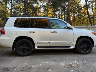 2014 Toyota Land Cruiser 200 Series Рестайлинг 1, белый, 4299999 рублей, вид 2