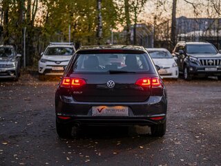 2016 Volkswagen Golf VII, серый, 1288000 рублей, вид 4