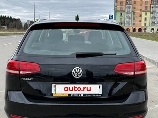 2019 Volkswagen Passat DSG7 B8, чёрный, 1600000 рублей, вид 4