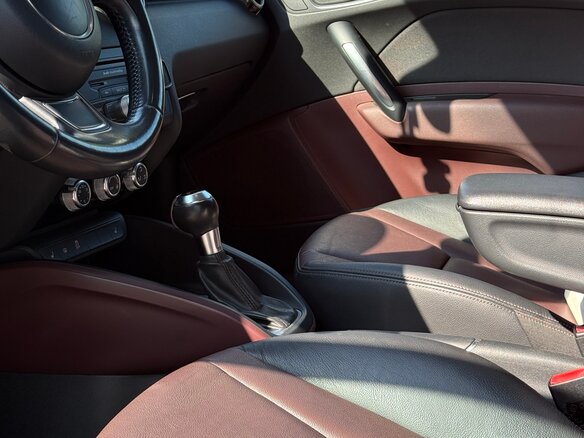 2012 Audi A1 I (8X), красный, 1090000 рублей - вид 11
