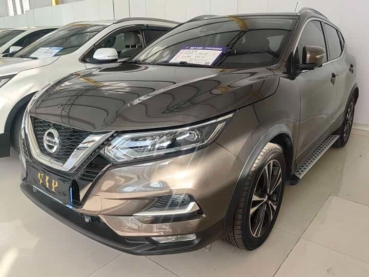 Открыть фотографии: Nissan Qashqai II Рестайлинг