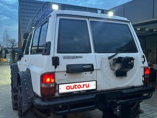 1992 Nissan Patrol IV (Y60), белый, 2250000 рублей, вид 4