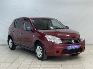2011 Renault Sandero I, красный, 489000 рублей, вид 2