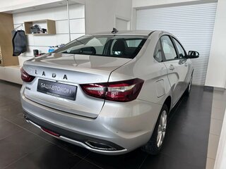 2026 Lada (ВАЗ) Vesta I Рестайлинг (NG), серебристый, 1880000 рублей, вид 4