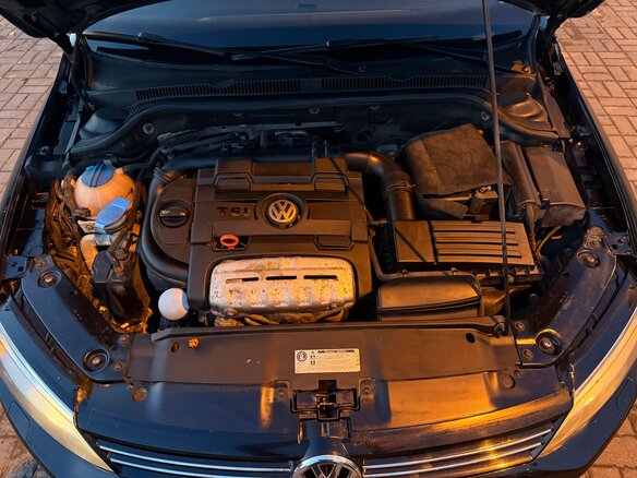 2013 Volkswagen Jetta VI, чёрный, 700000 рублей - вид 12