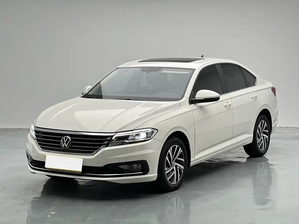 Открыть фотографии: Volkswagen Lavida III