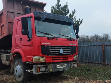 2008 Sinotruk Howo ZZ3327, красный, 1200000 рублей, вид 1