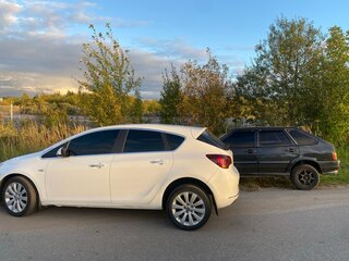 2013 Opel Astra J Рестайлинг, белый, 770000 рублей, вид 5